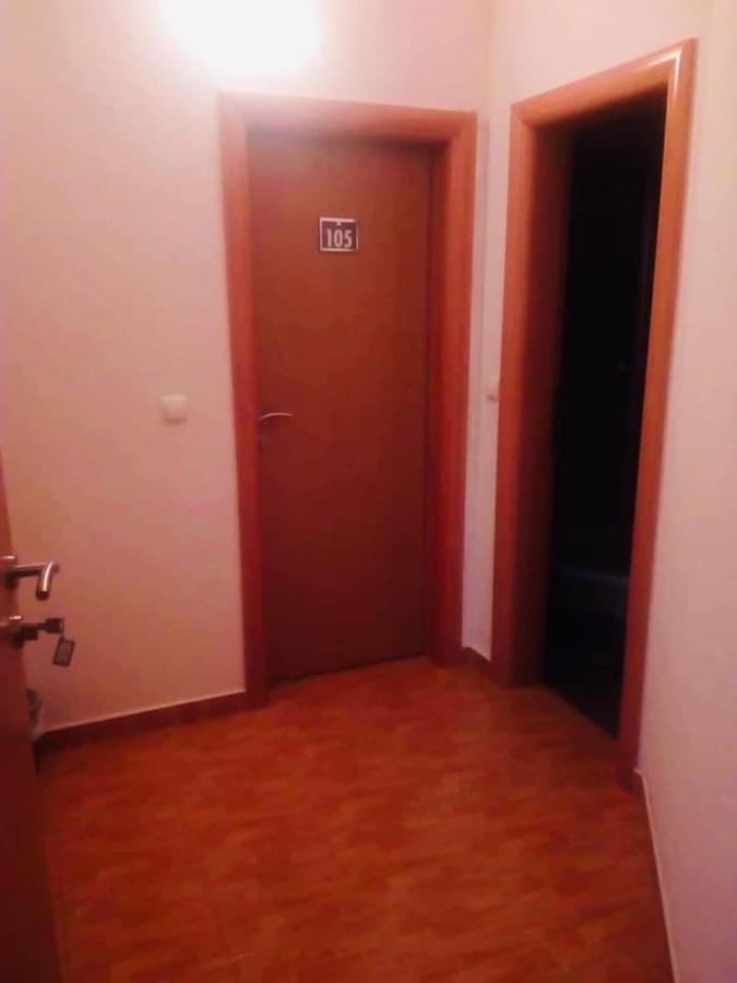 Omladinski Hotel Rostovo Bugojno Exterior foto